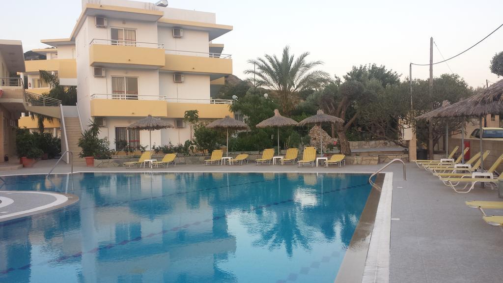 فاليراكي Summer Days المظهر الخارجي الصورة