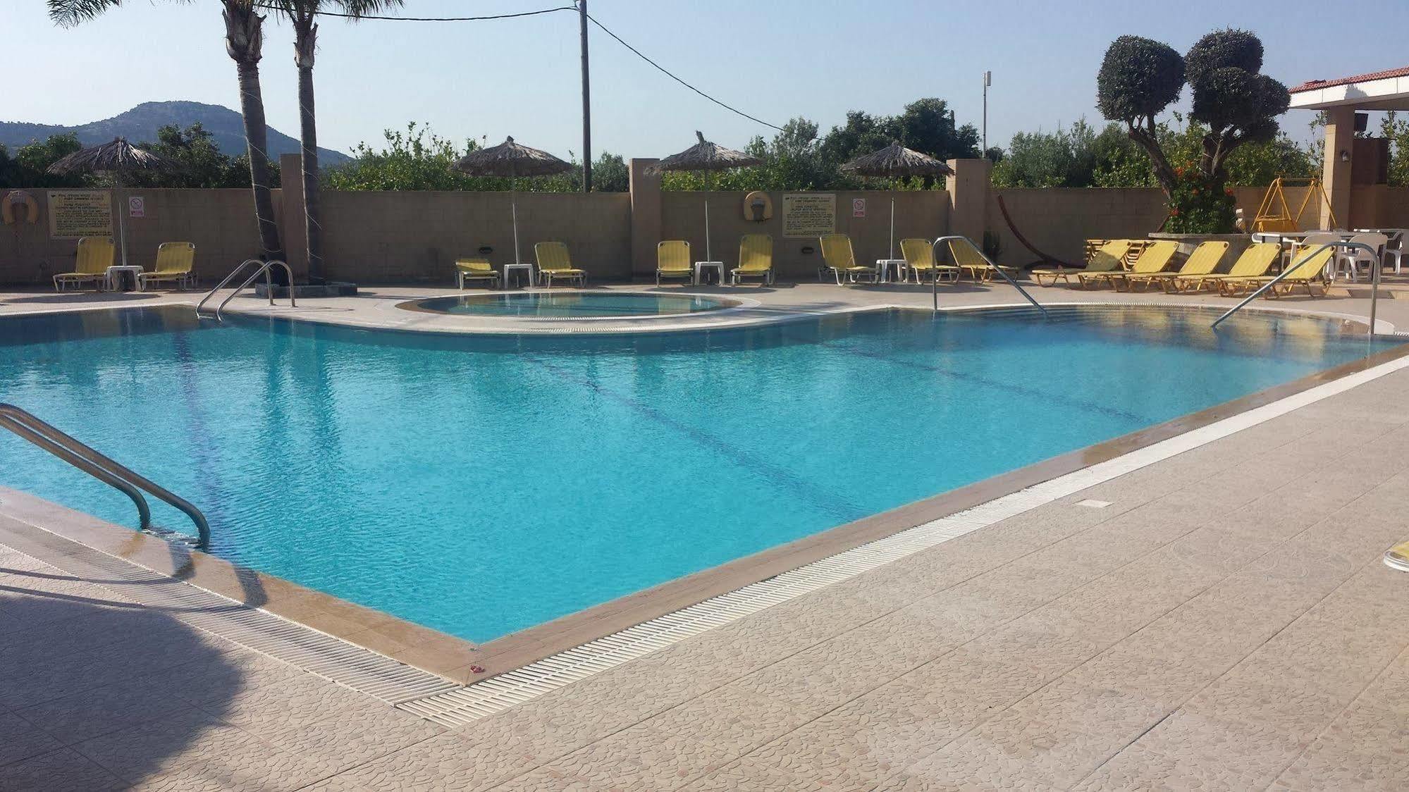 فاليراكي Summer Days المظهر الخارجي الصورة